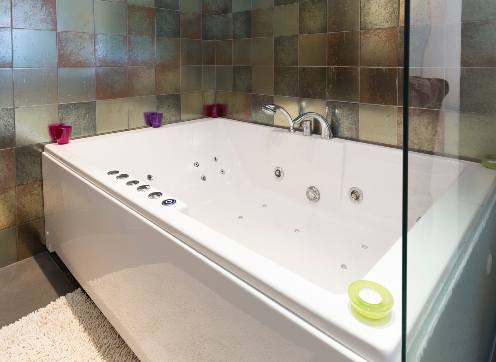 banheira-de-hidromassagem-inclua-no-seu-projeto-residencial