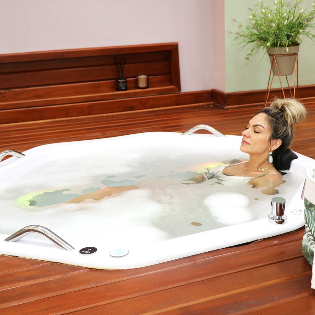 Existem alguns cuidados necessários na hora de realizar a instalação de uma banheira de hidromassagem. Acompanhe!